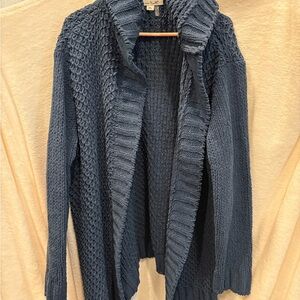 NWOT 16-18 Blue Knit Women's Sweater
